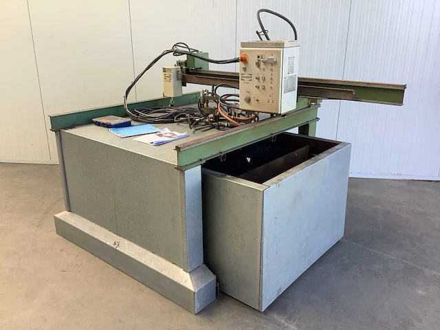 1989 zinser 1100 & lk 130 plasmasnijmachine - afbeelding 2 van  9