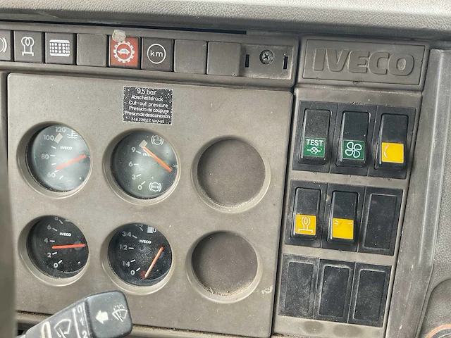 1990 - iveco - 340-36h8 8x4/4 - hijskraan vrachtwagen - afbeelding 36 van  74