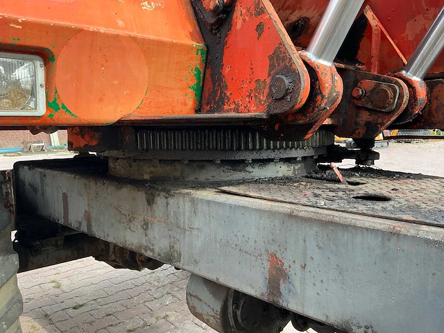 1990 atlas 1302 banden graafmachine - afbeelding 14 van  33