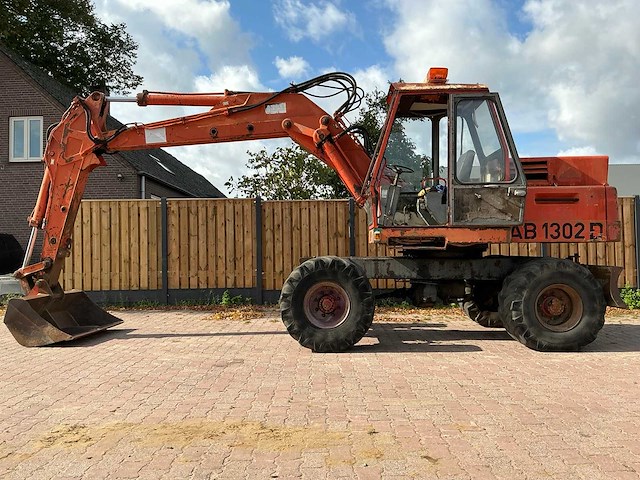 1990 atlas 1302 banden graafmachine - afbeelding 12 van  33