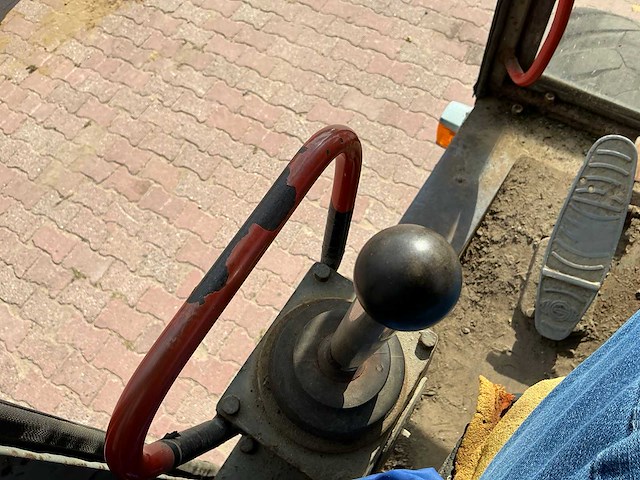 1990 atlas 1302 banden graafmachine - afbeelding 27 van  33