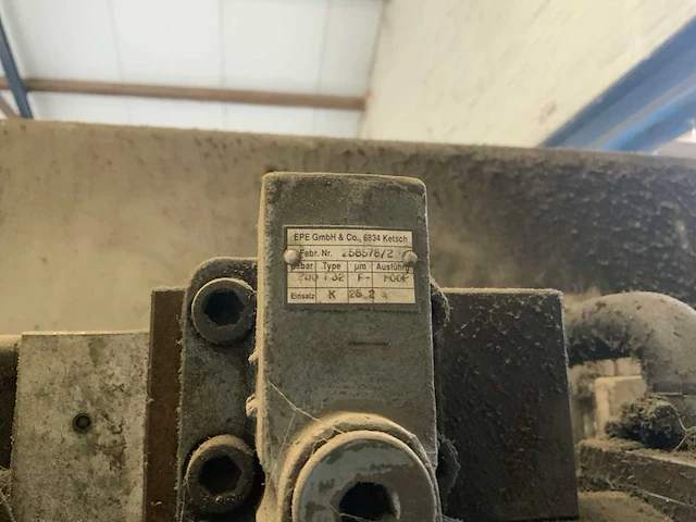 1990 beyeler rh100-3100 cnc guillotineschaar - afbeelding 25 van  33