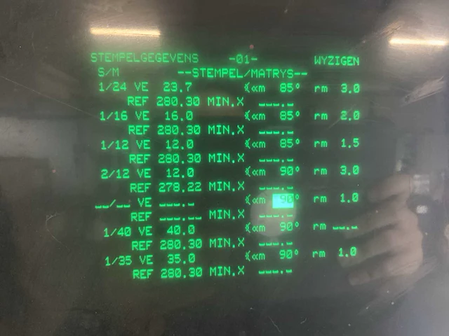 1990 beyeler rh100-3100 cnc guillotineschaar - afbeelding 30 van  33
