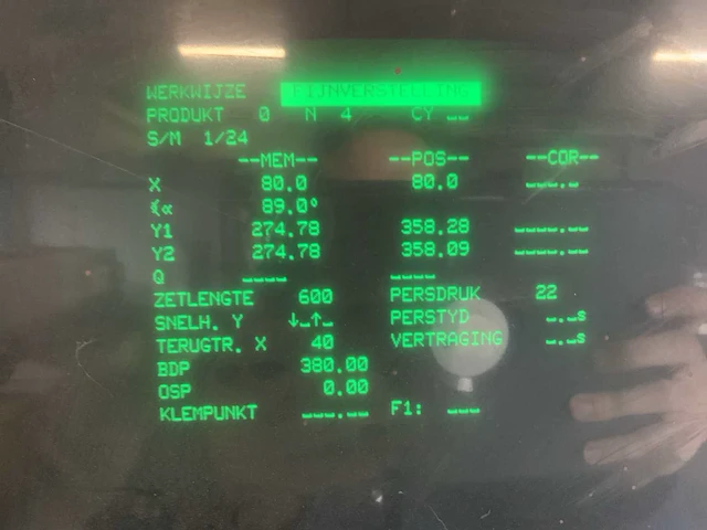 1990 beyeler rh100-3100 cnc guillotineschaar - afbeelding 33 van  33