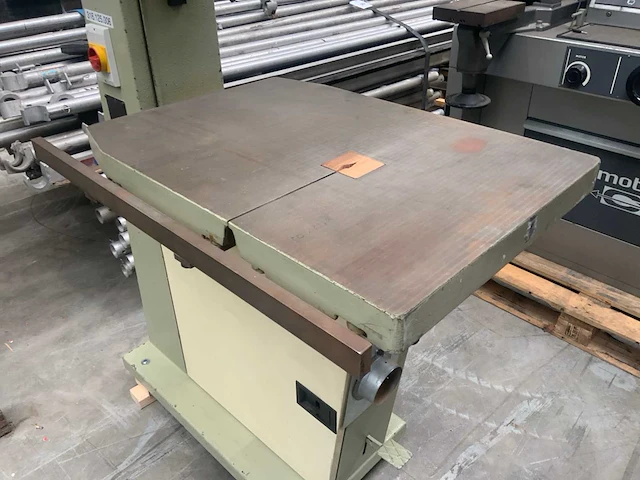 1990 centauro co 600 lintzaagmachine - afbeelding 9 van  14