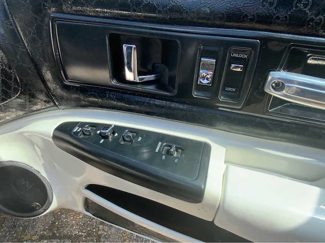 1990 chevrolet caprice personenauto 5.0 v8 - afbeelding 21 van  47