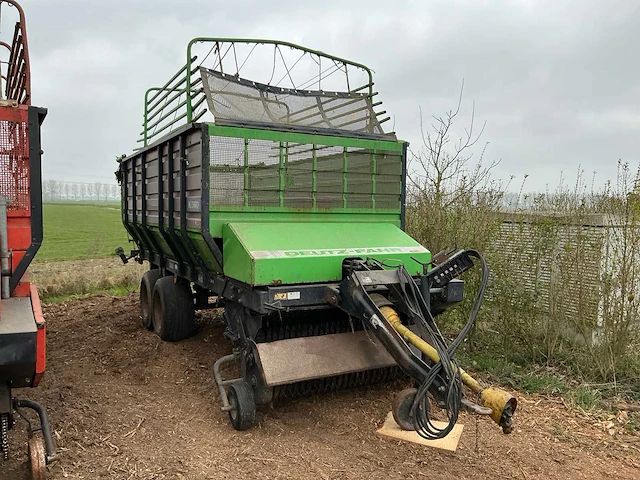 1990 deutz-fahr k560 opraapwagen - afbeelding 12 van  23