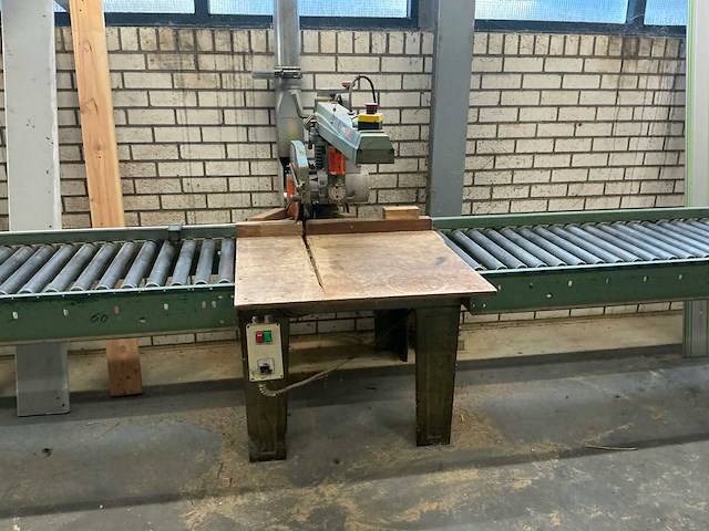 1990 dewalt radiaalafkortzaagmachine - afbeelding 3 van  8