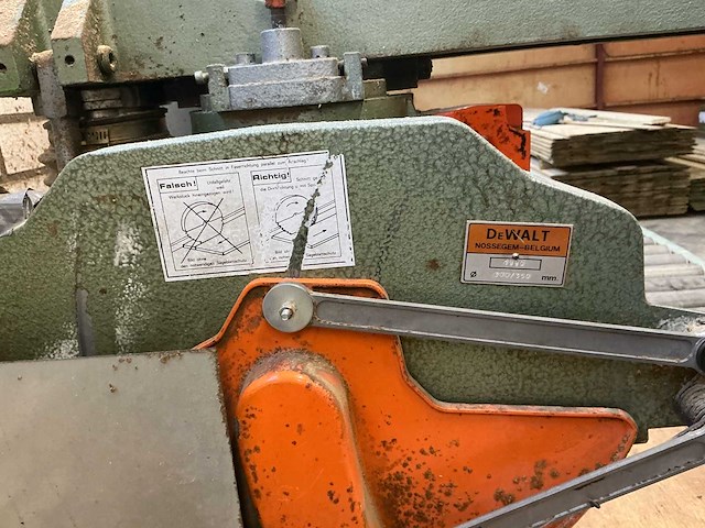 1990 dewalt radiaalafkortzaagmachine - afbeelding 6 van  8
