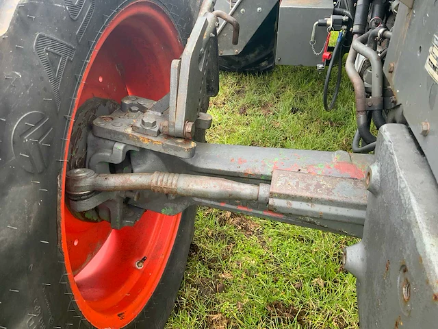 1990 fendt 311 lsa turbomatik vierwielaangedreven landbouwtractor - afbeelding 6 van  44