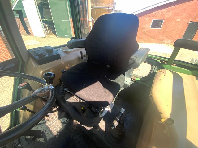 1990 fendt farmer 311 lsa vierwielaangedreven landbouwtractor - afbeelding 8 van  53
