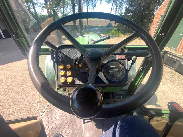 1990 fendt farmer 311 lsa vierwielaangedreven landbouwtractor - afbeelding 14 van  53