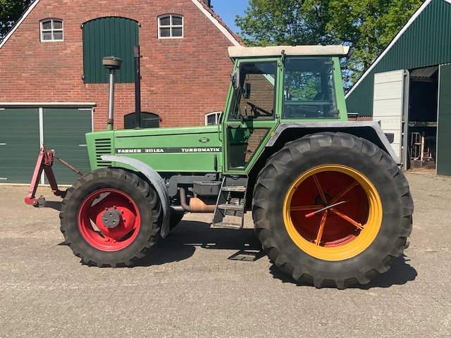 1990 fendt farmer 311 lsa vierwielaangedreven landbouwtractor - afbeelding 23 van  53