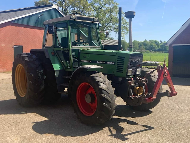 1990 fendt farmer 311 lsa vierwielaangedreven landbouwtractor - afbeelding 53 van  53