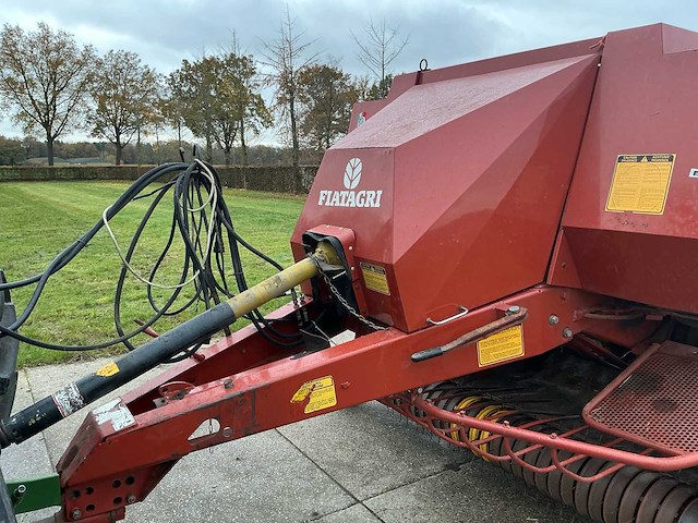 1990 fiatagri 4600 balenpers - afbeelding 33 van  38