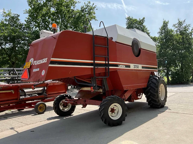 1990 fiatagri laverda 3750 maaidorser - afbeelding 6 van  61