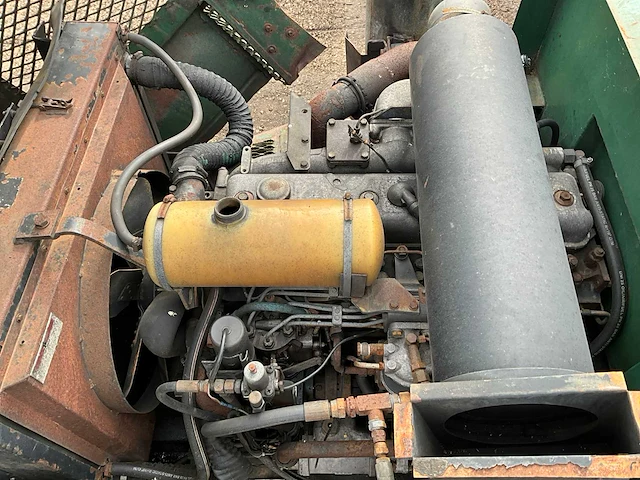 1990 fmg ösa 250 super eva bomenrooier - afbeelding 22 van  44