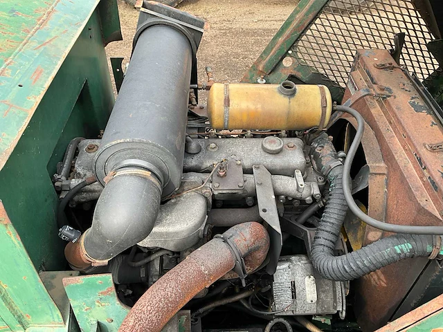 1990 fmg ösa 250 super eva bomenrooier - afbeelding 24 van  44