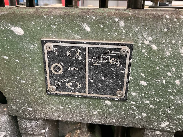 1990 guilliet kxr 21 vierzijdige profileer- en schaafmachine - afbeelding 5 van  19