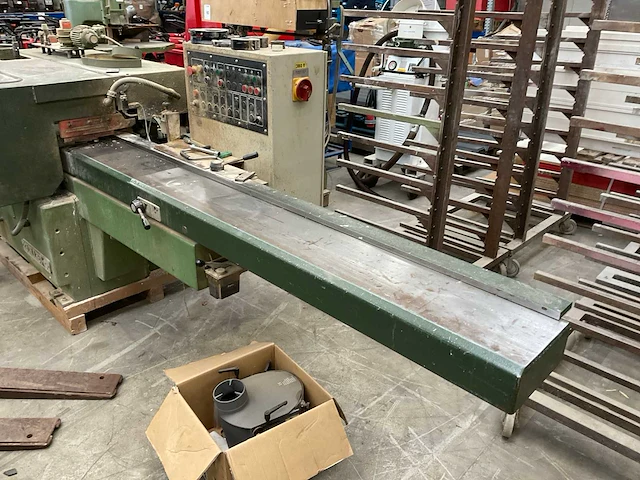 1990 guilliet kxr 21 vierzijdige profileer- en schaafmachine - afbeelding 7 van  19