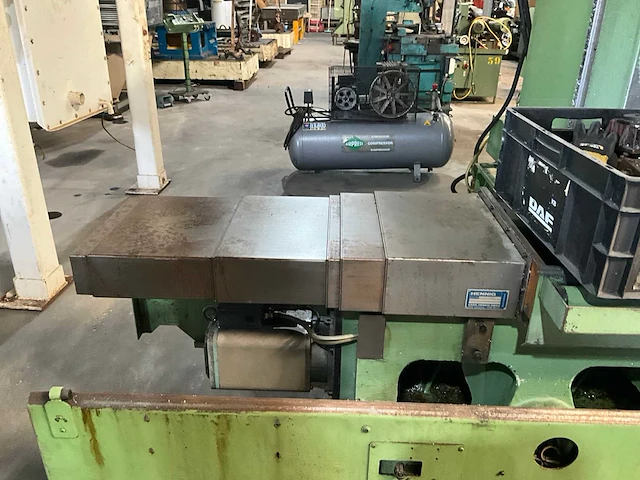 1990 heller pfv2 freesmachine - afbeelding 16 van  17
