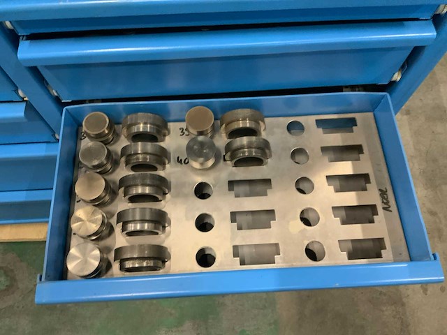 1990 honess hpc 250 cnc ponsmachine - afbeelding 22 van  37