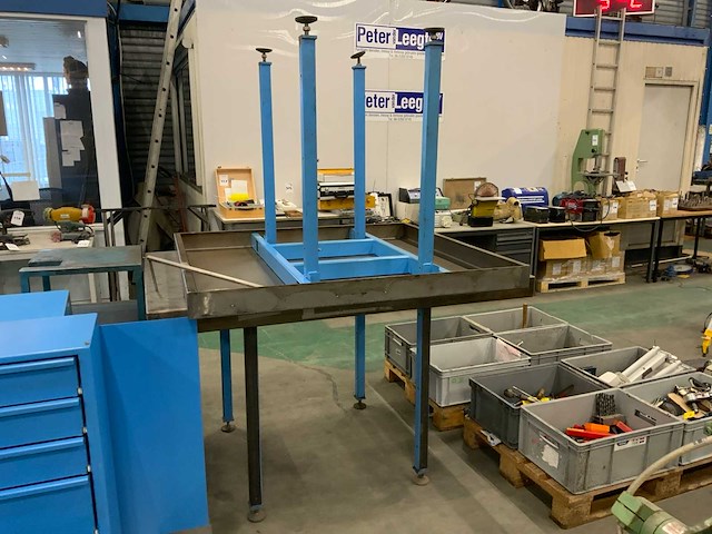 1990 honess hpc 250 cnc ponsmachine - afbeelding 34 van  37