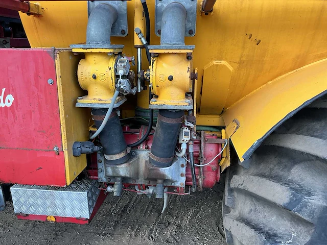 1990 horsch 9600d zelfrijdende mesttank - afbeelding 17 van  39