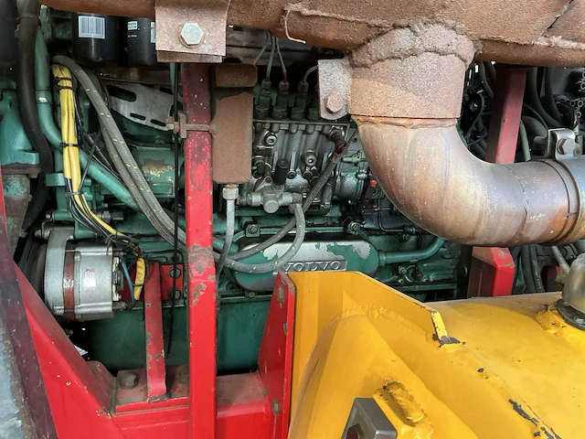 1990 horsch 9600d zelfrijdende mesttank - afbeelding 33 van  39