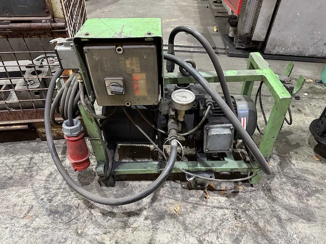 1990 irle b70hm ringvormer met div accessoires - afbeelding 12 van  12