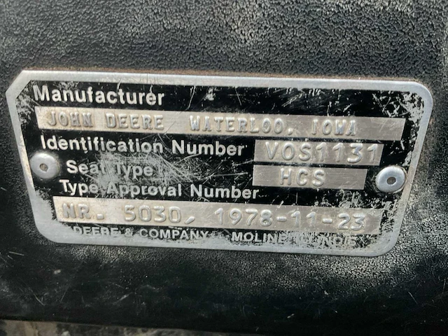 1990 john deere 4055 vierwielaangedreven landbouwtractor - afbeelding 24 van  37
