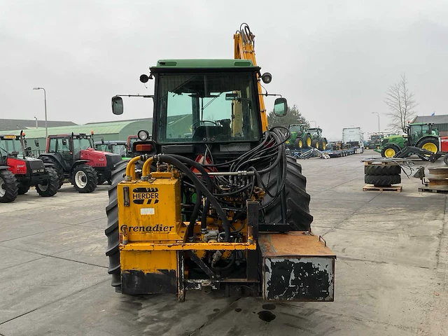 1990 john deere 4055 vierwielaangedreven landbouwtractor - afbeelding 34 van  37