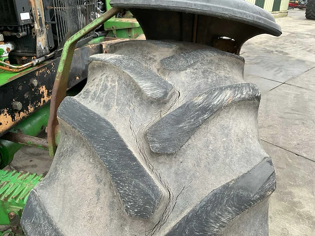 1990 john deere 4055 vierwielaangedreven landbouwtractor - afbeelding 37 van  37