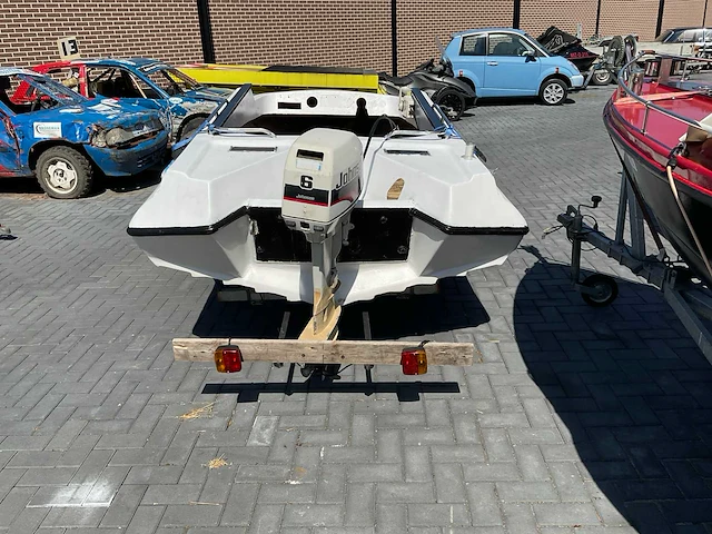 1990 johnson boot - afbeelding 16 van  19