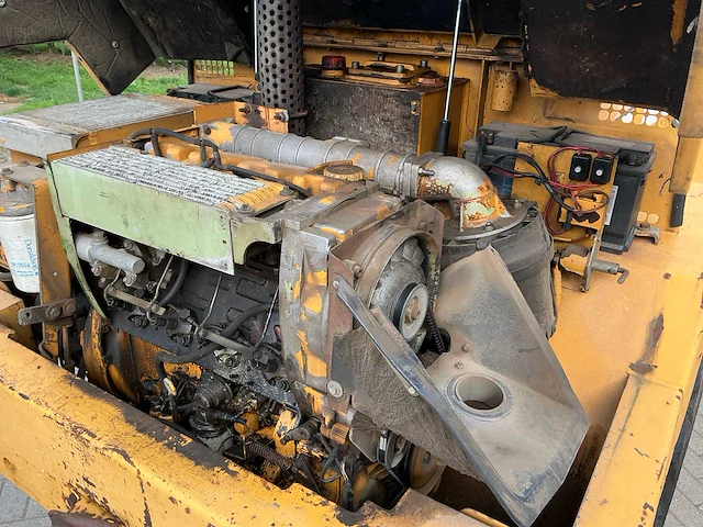 1990 liebherr l 506 shovel - afbeelding 19 van  35
