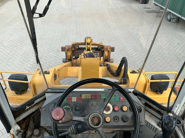 1990 liebherr l 506 shovel - afbeelding 25 van  35