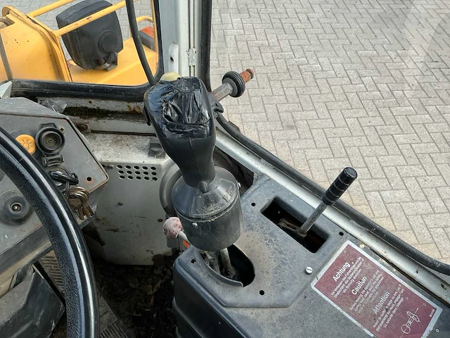 1990 liebherr l 506 shovel - afbeelding 28 van  35
