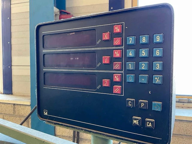 1990 macmon m200 freesmachine - afbeelding 12 van  12
