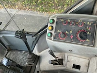 1990 massey ferguson 3050 vierwielaangedreven landbouwtractor - afbeelding 15 van  26