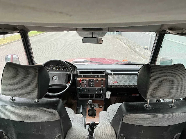 1990 mercedes-benz g-klasse 300gd - afbeelding 15 van  45