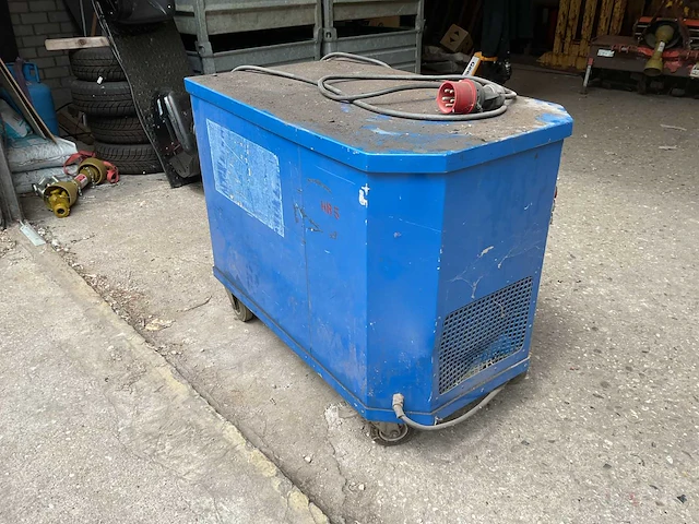 1990 messer fumator standard maf 1100 lasdampafzuiginstallatie - afbeelding 2 van  6