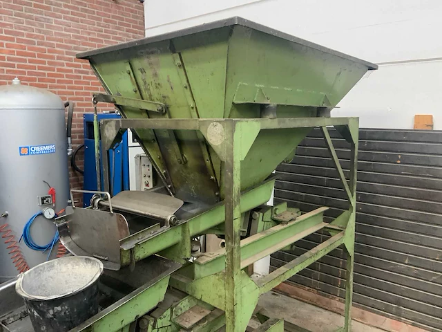 1990 metalas materiaal reinigingstunnel - afbeelding 3 van  14