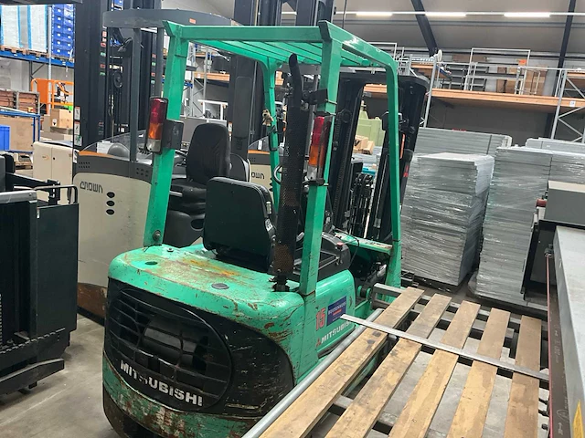1990 mitsubishi fd15k vorkheftruck - afbeelding 19 van  25