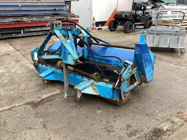 1990 schrijver rb 180 straatveegmachine - afbeelding 1 van  8