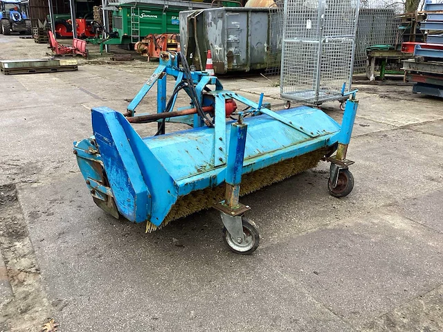 1990 schrijver rb 180 straatveegmachine - afbeelding 4 van  8