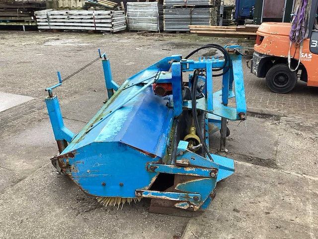 1990 schrijver rb 180 straatveegmachine - afbeelding 8 van  8