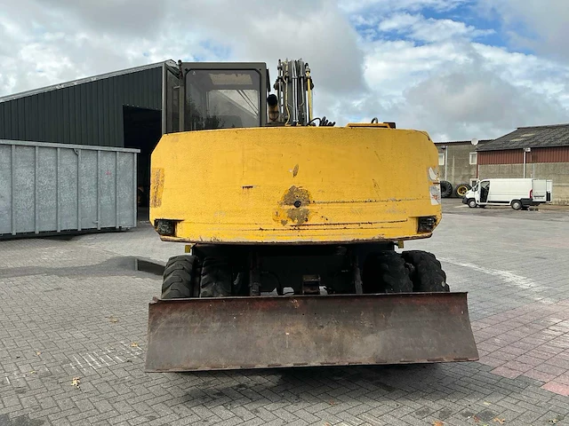 1990 sennebogen sm13 banden graafmachine - afbeelding 26 van  31