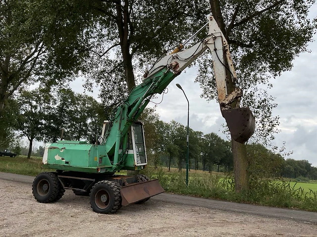 1990 sennebogen zm 13 mobiele kraan - afbeelding 1 van  18