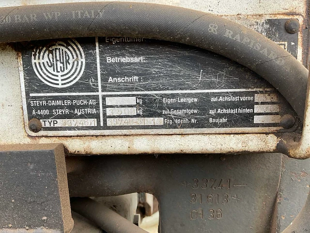 1990 steyr 8075 smalspoortractor - afbeelding 24 van  30