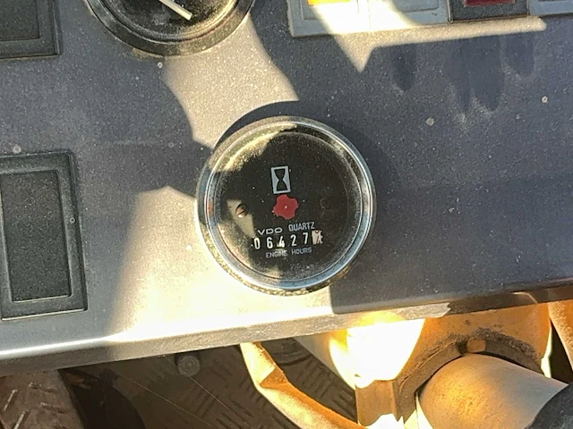 1990 volvo bm l90 shovel - afbeelding 22 van  30
